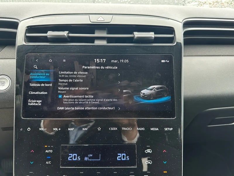 Photo de la voiture HYUNDAI TUCSON 1.6 T-GDI 150 Hybrid 48V DCT-7 Creative