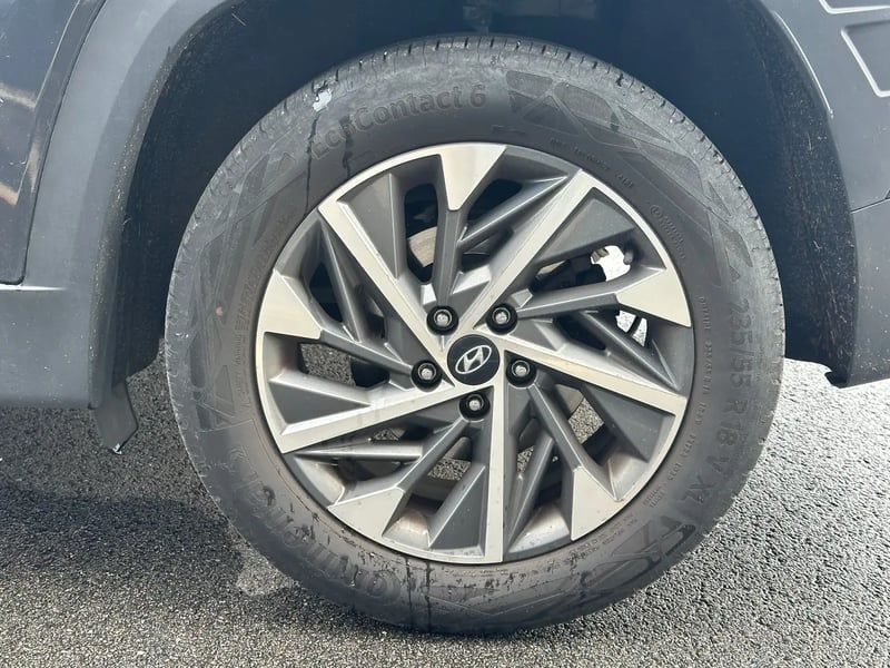 Photo de la voiture HYUNDAI TUCSON 1.6 T-GDI 150 Hybrid 48V DCT-7 Creative