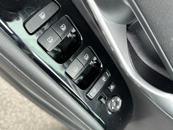 Photo de la voiture HYUNDAI TUCSON 1.6 T-GDI 150 Hybrid 48V DCT-7 Creative