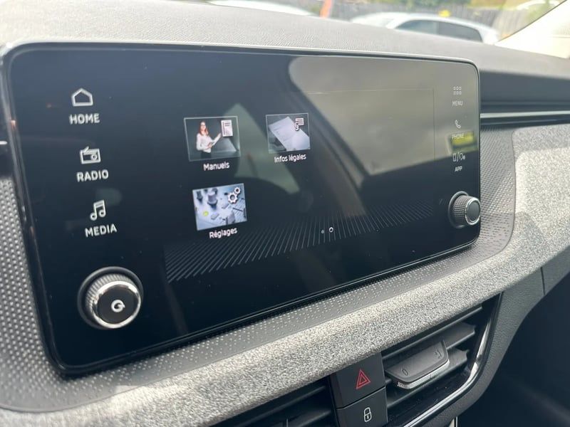Photo de la voiture SKODA SCALA 1.0 TSI Evo 2 116 ch BVM6 Selection