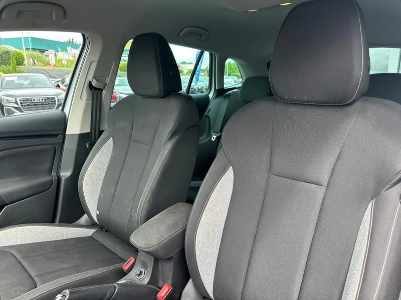 Photo de la voiture SKODA SCALA 1.0 TSI Evo 2 116 ch BVM6 Selection