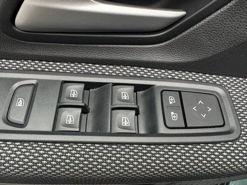 Photo de la voiture DACIA JOGGER ECO-G 100 7 places GSR2 Expression