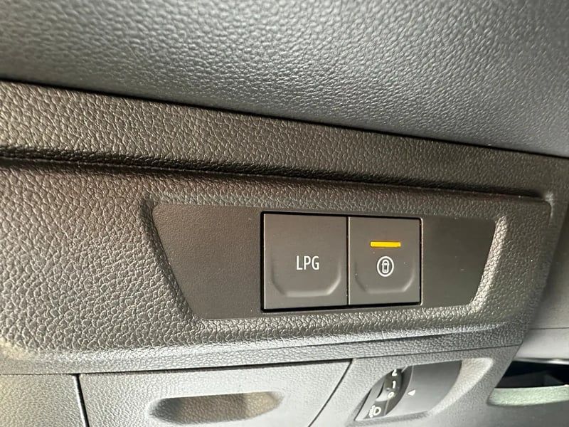 Photo de la voiture DACIA JOGGER ECO-G 100 7 places GSR2 Expression