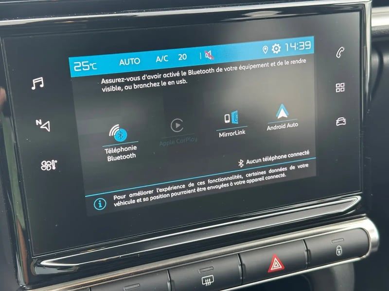 Photo de la voiture CITROEN C3 PureTech 83 S&S BVM5 Shine