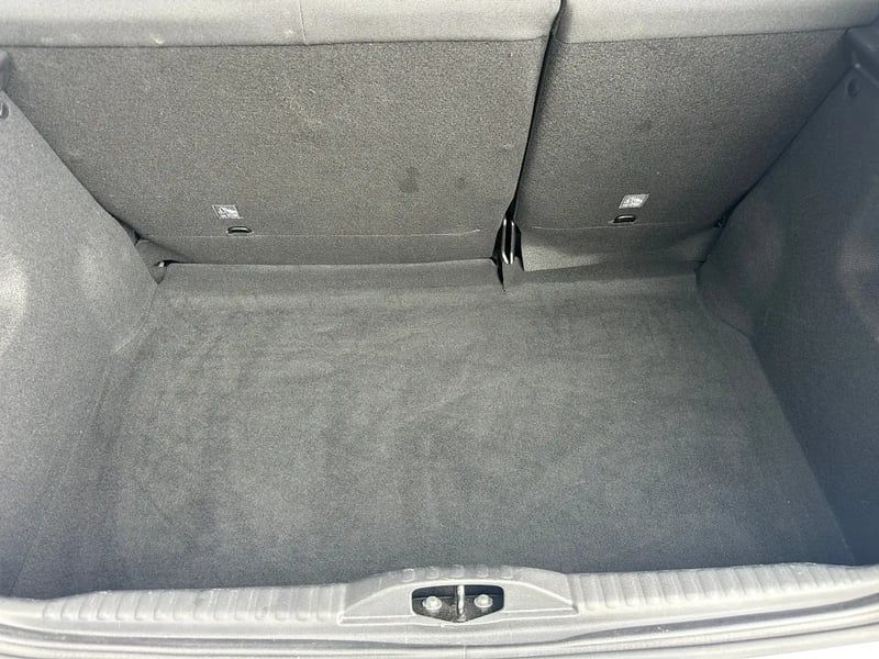 Photo de la voiture CITROEN C3 PureTech 83 S&S BVM5 Shine