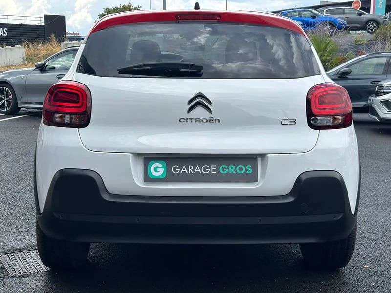 Photo de la voiture CITROEN C3 PureTech 83 S&S BVM5 Shine