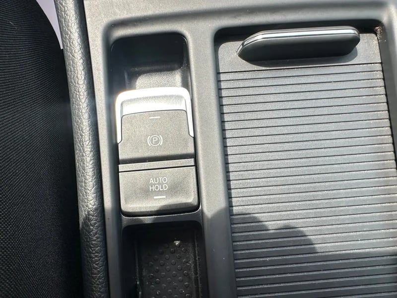 Photo de la voiture VOLKSWAGEN GOLF 1.2 TSI 110 BlueMotion Technology Allstar