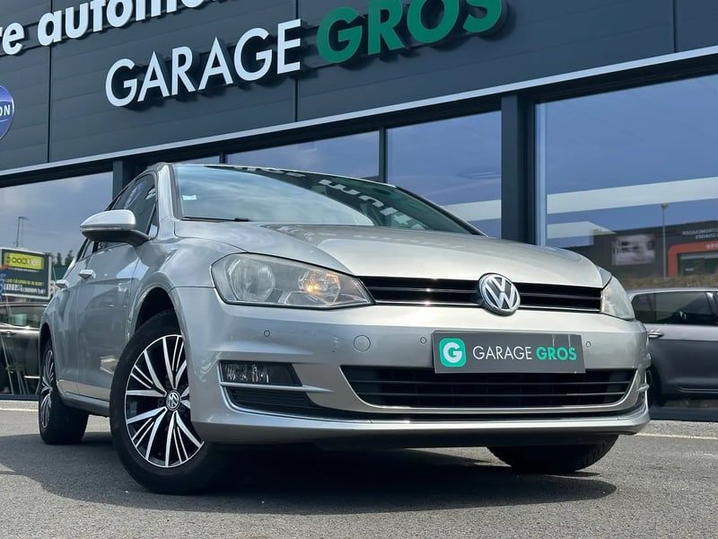 Photo de la voiture VOLKSWAGEN GOLF 1.2 TSI 110 BlueMotion Technology Allstar
