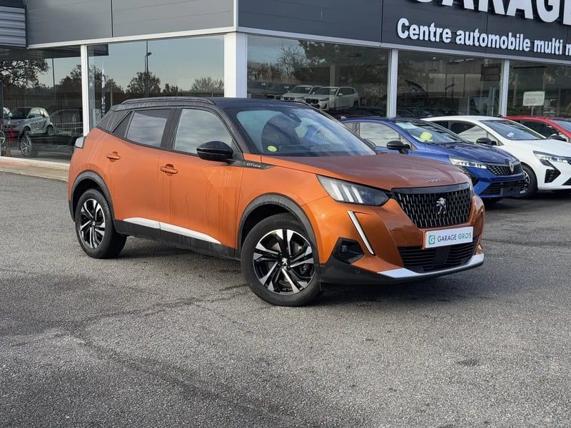 Photo de la voiture PEUGEOT 2008 BlueHDi 130 S&S EAT8 GT Line