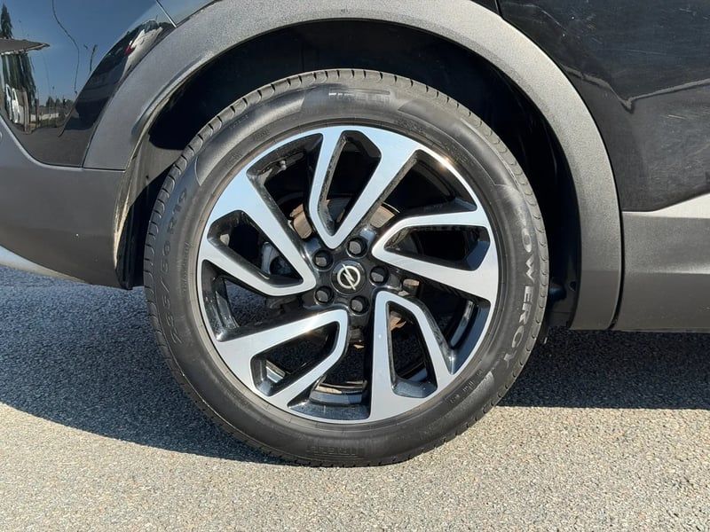 Photo de la voiture OPEL GRANDLAND X BUSINESS 1.5 Diesel 130 ch BVA6 Innovation Business
