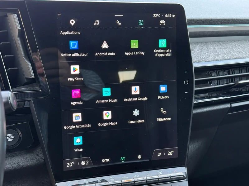 Photo de la voiture RENAULT ESPACE VI E-Tech hybrid 200 Techno
