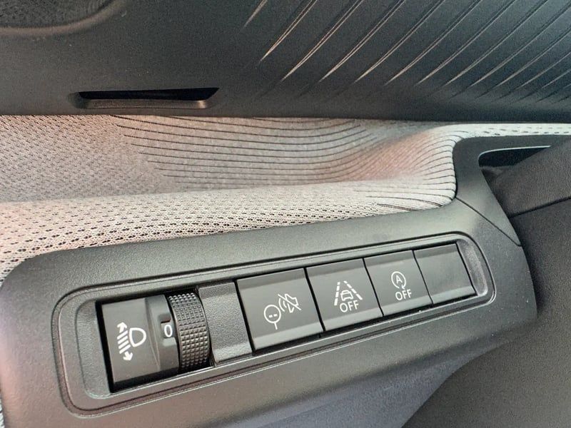 Photo de la voiture CITROEN C3 Turbo 100 ch BVM6 Max