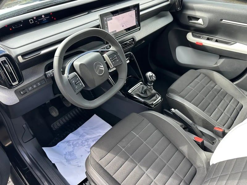 Photo de la voiture CITROEN C3 Turbo 100 ch BVM6 Max