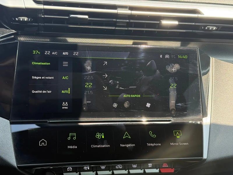 Photo de la voiture PEUGEOT 408 Hybrid 145 e-DCS6 GT