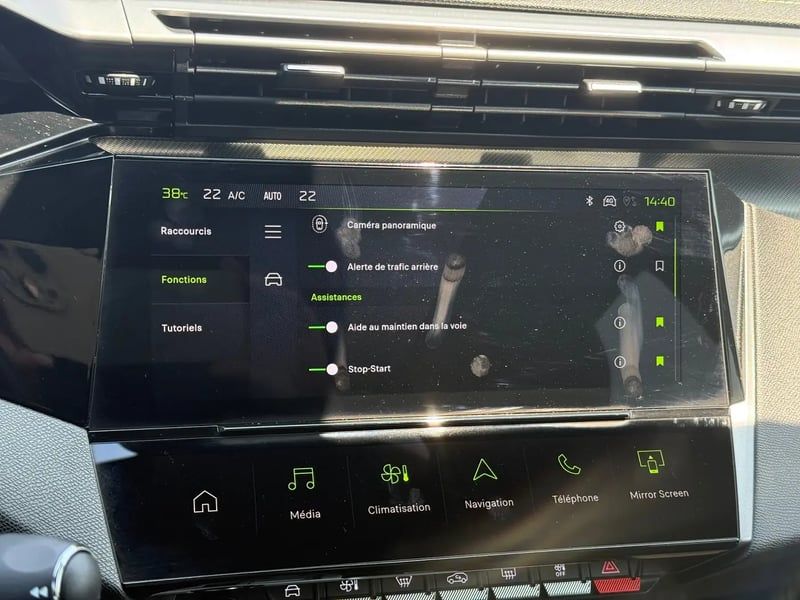 Photo de la voiture PEUGEOT 408 Hybrid 145 e-DCS6 GT