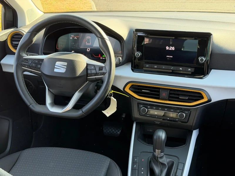 Photo de la voiture SEAT ARONA 1.0 TSI 115 ch Start/Stop DSG7 Business