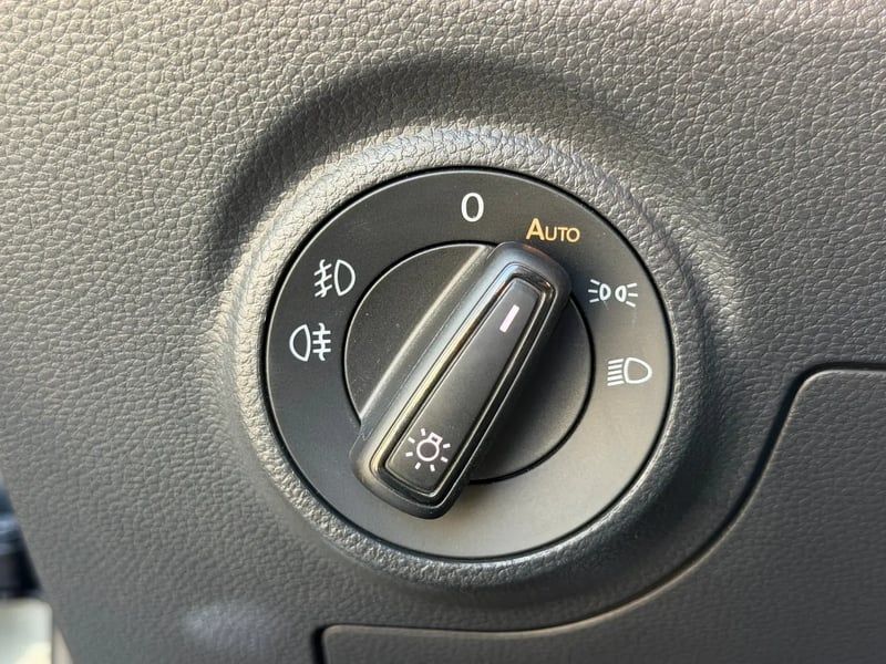 Photo de la voiture SEAT ARONA 1.0 TSI 115 ch Start/Stop DSG7 Business