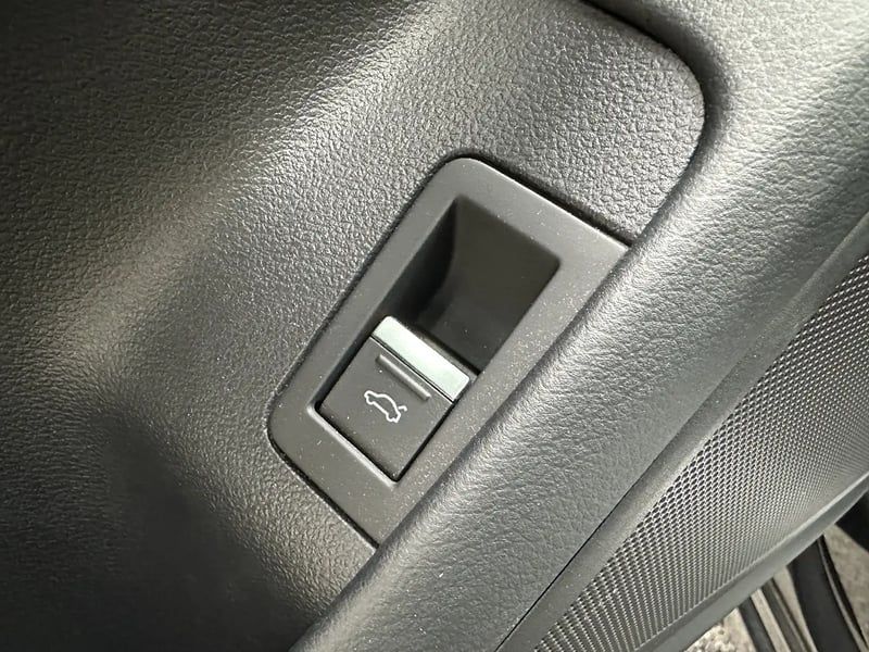 Photo de la voiture AUDI A6 AVANT 40 TDI 204 ch S tronic 7 Quattro