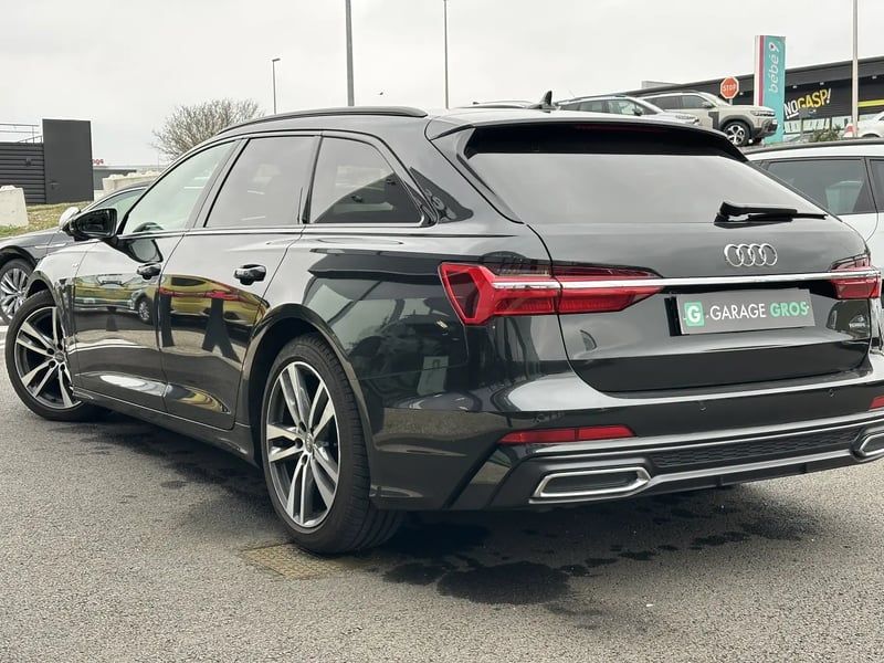 Photo de la voiture AUDI A6 AVANT 40 TDI 204 ch S tronic 7 Quattro