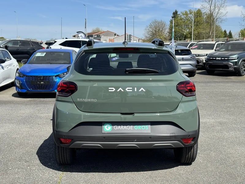 Photo de la voiture DACIA SANDERO ECO-G 100 GSR2 Stepway Expression