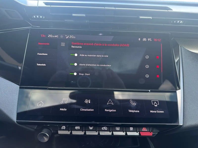 Photo de la voiture PEUGEOT 308 PureTech 130ch S&S EAT8 GT