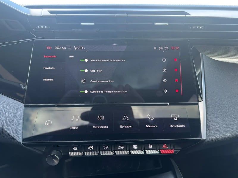 Photo de la voiture PEUGEOT 308 PureTech 130ch S&S EAT8 GT