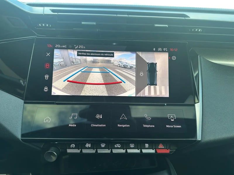 Photo de la voiture PEUGEOT 308 PureTech 130ch S&S EAT8 GT