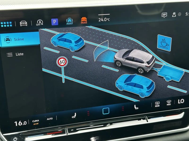 Photo de la voiture VOLKSWAGEN TIGUAN 2.0 TDI 150ch DSG7 R-Line