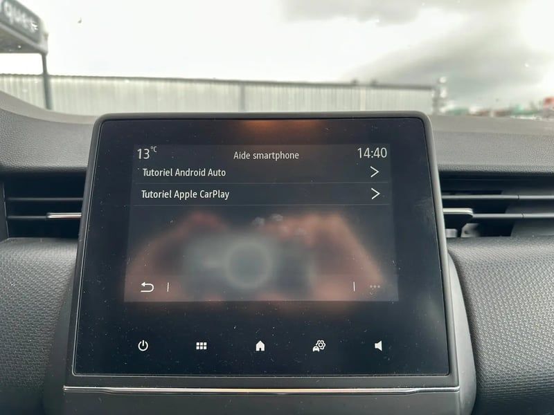 Photo de la voiture RENAULT CLIO V TCe 90 Equilibre