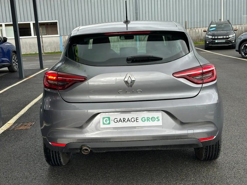 Photo de la voiture RENAULT CLIO V TCe 90 Equilibre