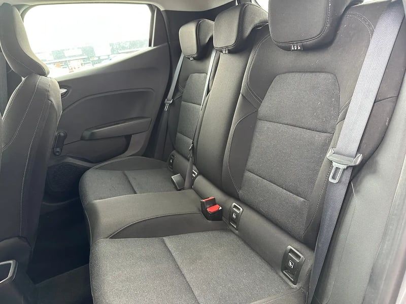 Photo de la voiture RENAULT CLIO V TCe 90 Equilibre