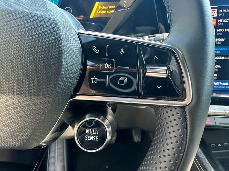 Photo de la voiture RENAULT AUSTRAL E-Tech full hybrid 200 GSR2 Techno