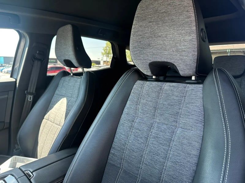 Photo de la voiture RENAULT AUSTRAL E-Tech full hybrid 200 GSR2 Techno