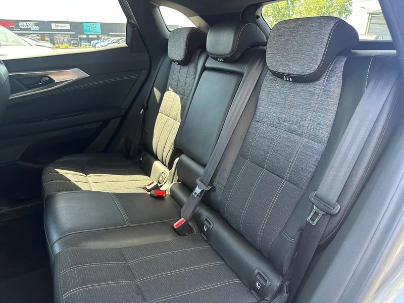 Photo de la voiture RENAULT AUSTRAL E-Tech full hybrid 200 GSR2 Techno