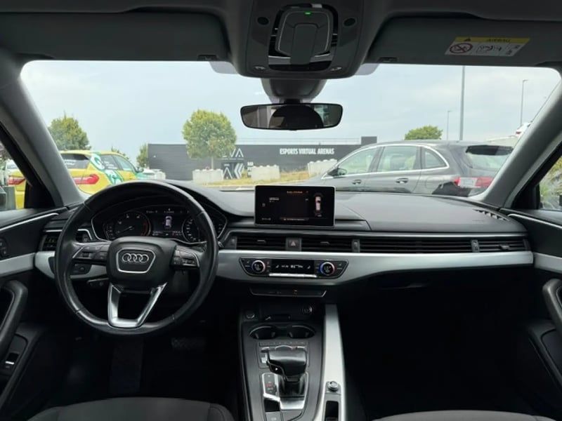 Photo de la voiture AUDI A4 AVANT 35 TDI 150 S tronic 7 Design