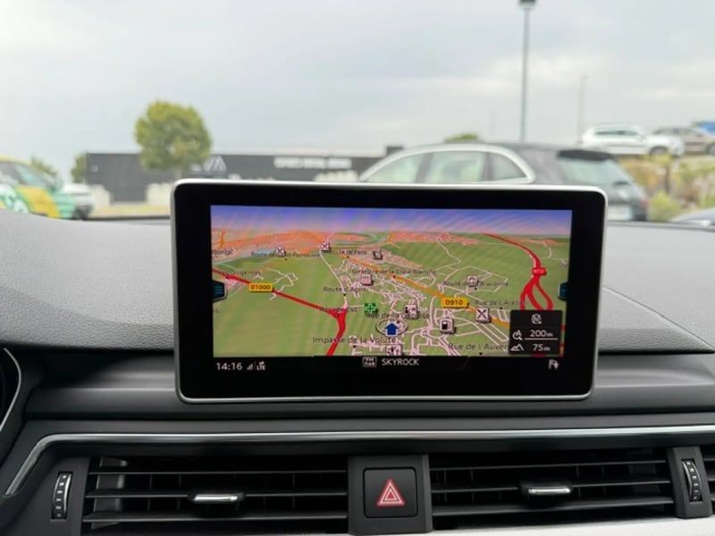 Photo de la voiture AUDI A4 AVANT 35 TDI 150 S tronic 7 Design