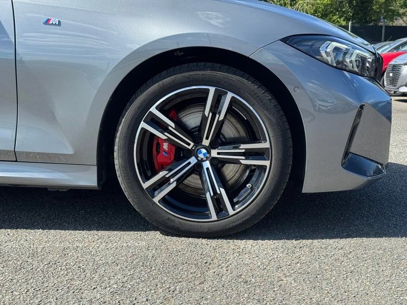 Photo de la voiture BMW SERIE 3 TOURING G21 LCI 2 Touring 320d xDrive 190 ch BVA8 M Sport