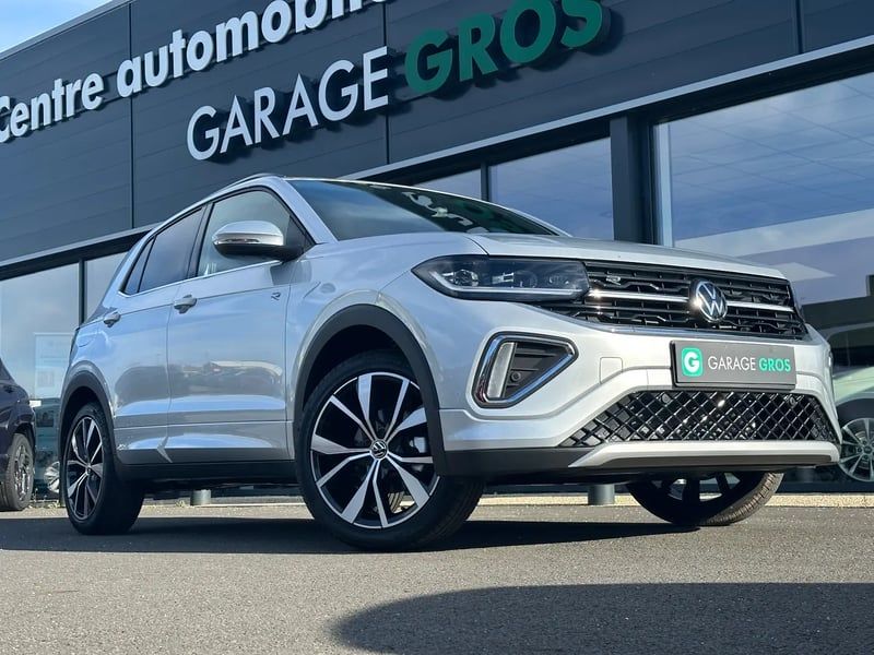 Photo de la voiture VOLKSWAGEN T-CROSS 1.0 TSI 116 Start/Stop DSG7 R-Line Edition
