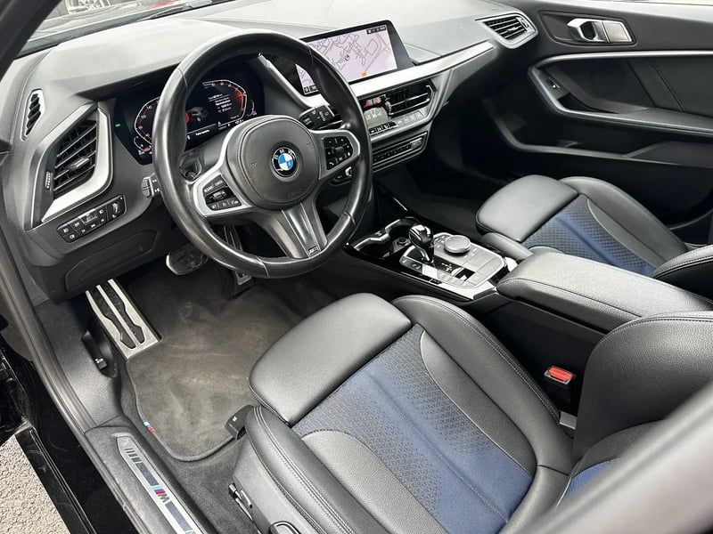 Photo de la voiture BMW SERIE 1 F40 120d 190 ch BVA8 M Sport