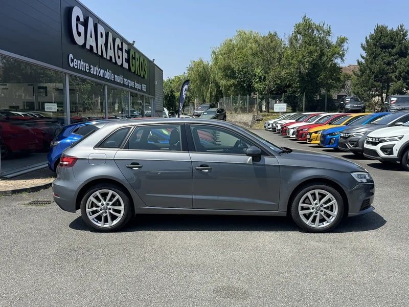 Photo de la voiture AUDI A3 SPORTBACK 35 TDI 150 S tronic 7