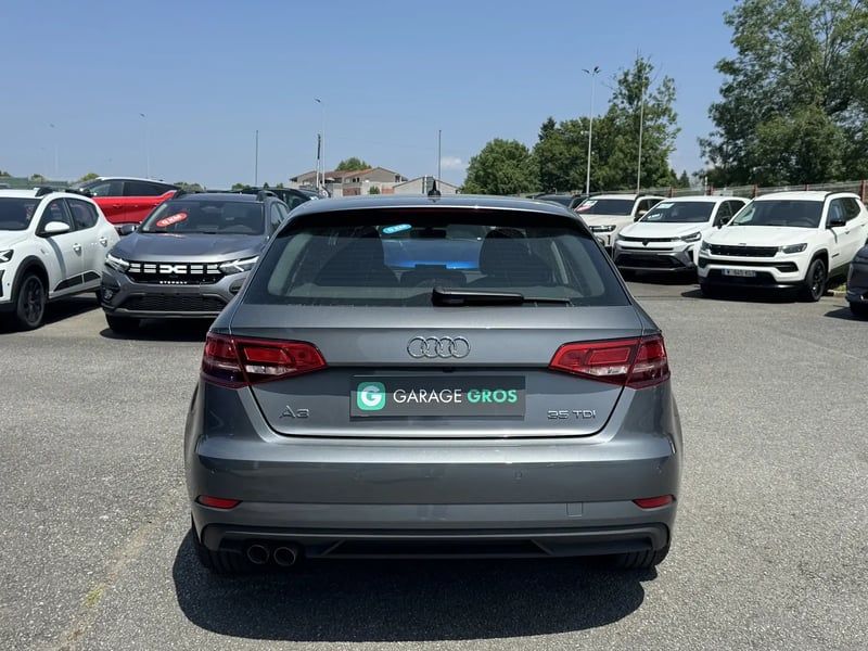 Photo de la voiture AUDI A3 SPORTBACK 35 TDI 150 S tronic 7