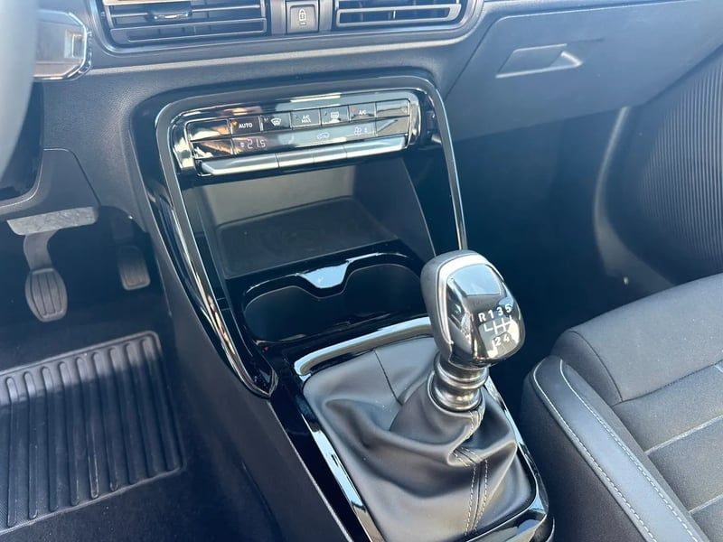 Photo de la voiture CITROEN C3 Turbo 100 ch Manuelle Max