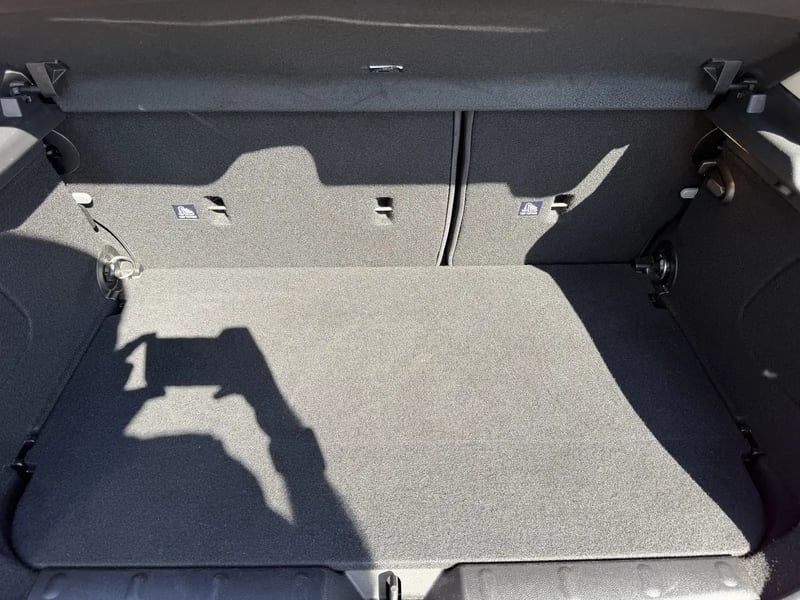 Photo de la voiture MINI HATCH 5 PORTES F55 LCI Cooper 136 ch