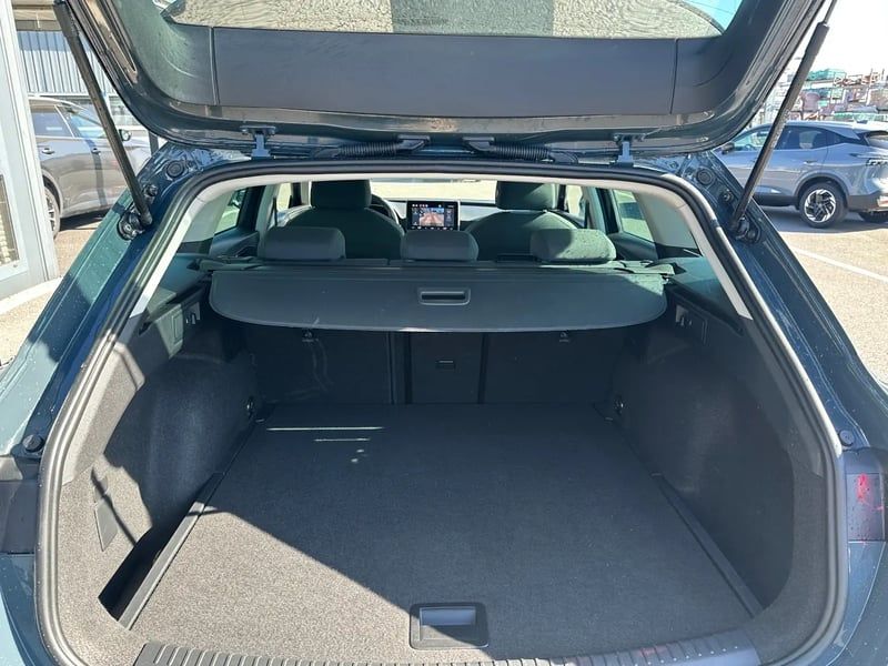 Photo de la voiture SEAT LEON SPORTSTOURER 2.0 TDI 115 BVM6 Business