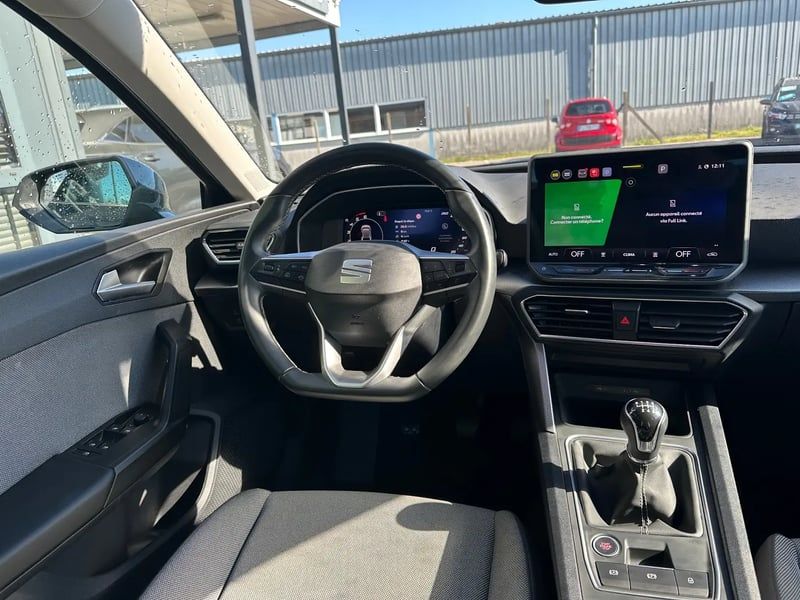 Photo de la voiture SEAT LEON SPORTSTOURER 2.0 TDI 115 BVM6 Business