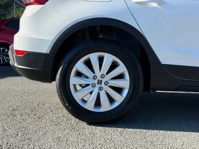 Photo de la voiture SEAT ARONA 1.0 TSI 115 ch Start/Stop DSG7 Business