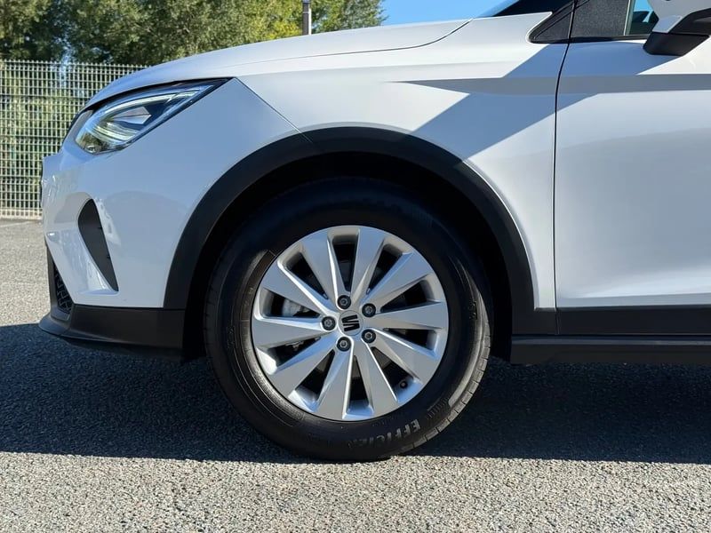 Photo de la voiture SEAT ARONA 1.0 TSI 115 ch Start/Stop DSG7 Business