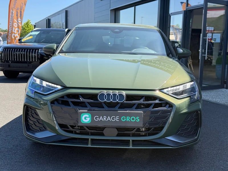 Photo de la voiture AUDI A3 SPORTBACK TFSI e Hybride rechargeable 204 S tronic 6 S line