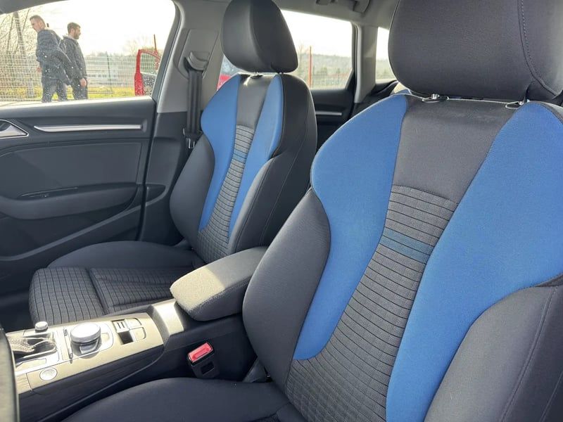 Photo de la voiture AUDI A3 SPORTBACK 40 TDI 184 S tronic 7 Quattro Sport