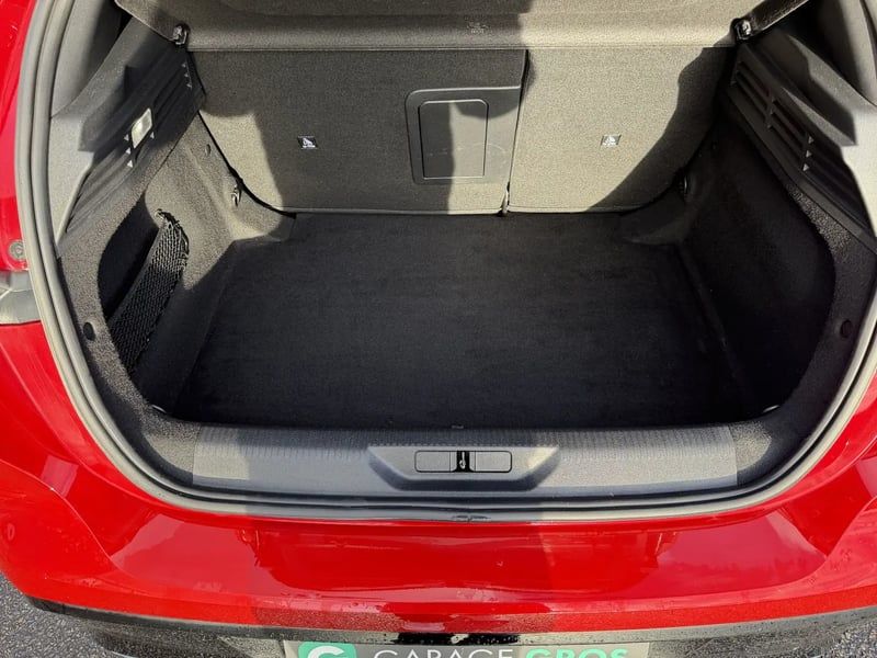 Photo de la voiture PEUGEOT 308 BlueHDi 130ch S&S EAT8 Allure